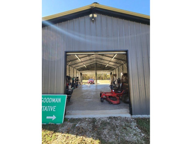 Welcome to this exceptional 2020 Palm Harbor Magnum 76! This - photo 35