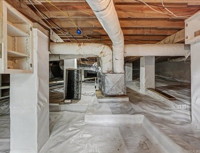 Beautifully updated 3-bedroom, 2-bath home in Hot Springs - photo 37