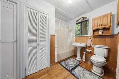 An enchanting riverside retreat awaits you in Brookdale. This - photo 42