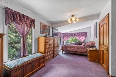 An enchanting riverside retreat awaits you in Brookdale. This - photo 45