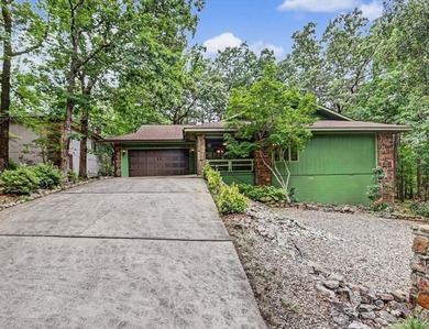 Beautifully updated 3-bedroom, 2-bath home in Hot Springs - photo 46