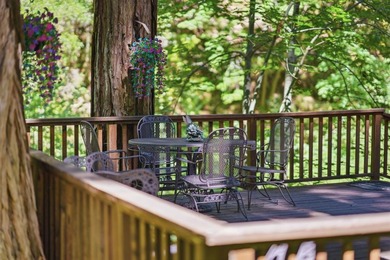 An enchanting riverside retreat awaits you in Brookdale. This - photo 49