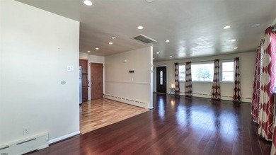 EXCELLENT  RENTAL OPPORTUNITY! Seller willing to give $10,000 - photo 9
