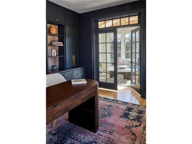 Tucked away in an ultra-private setting within the exclusive - photo 6