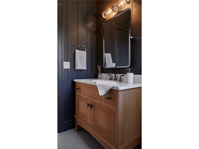 Tucked away in an ultra-private setting within the exclusive - photo 9
