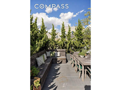 Rare full-floor 2 bed penthouse condo that soars quietly above - photo 24