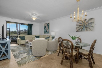 (private lake, pond, coastal) Condo For Sale in Naples Florida