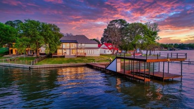Lake Home For Sale in Gun Barrel City, Texas