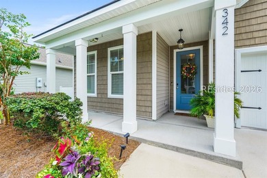Welcome home to this pristine gem in the gated Reserve section - photo 4