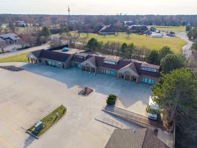 Excellent investment opportunity! This commercial building is