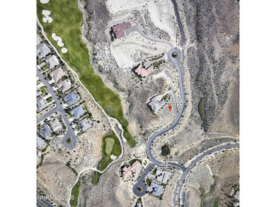 Rare find - vacant lot in privately gated area with few homes! - photo 1