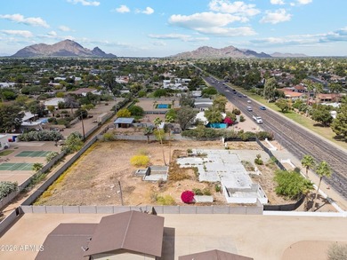 Prime nearly 1-acre lot in the heart of Scottsdale offering an - photo 1