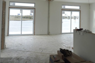 A rare opportunity to acquire an entire new construction - photo 8