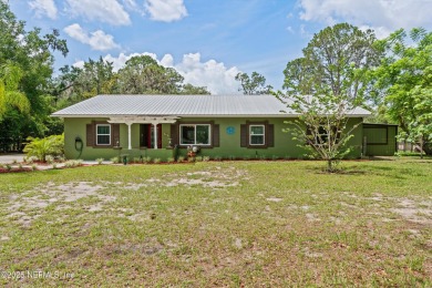 Lake Home For Sale in Pomona Park, Florida