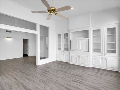 Siding and roof replaced 2024! New Flooring and interior paint - photo 17