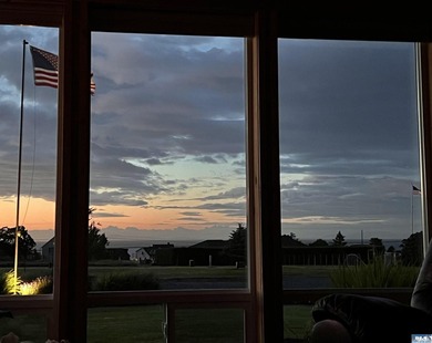 Panoramic ocean views overlooking the Dungeness Bay with views - photo 23