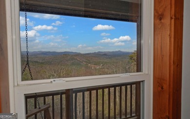 Step into this 3-bedroom, 3.5-bath mountain retreat in scenic - photo 24