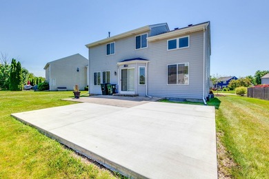 Welcome home to this beautifully updated 3-bedroom, 2.5-bath - photo 34