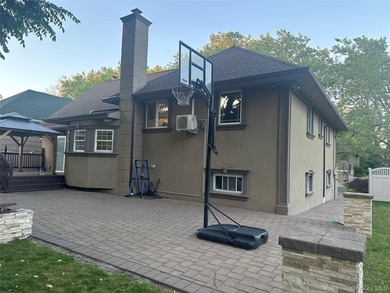 Welcome to this immaculate, beautifully renovated Hi-Ranch - photo 4