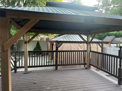 Welcome to this immaculate, beautifully renovated Hi-Ranch - photo 8