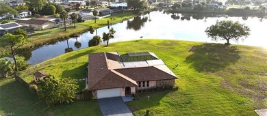 Port Charlotte Waterway Area Home For Sale in Port Charlotte Florida