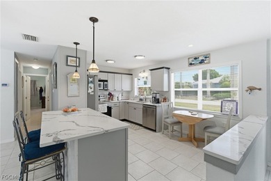 Welcome to paradise! This WATERFRONT, SAILBOAT ACCESS, 3 bedroom - photo 17