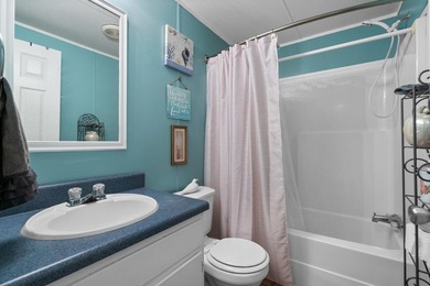 Look no further! This well-maintained and thoughtfully updated - photo 21
