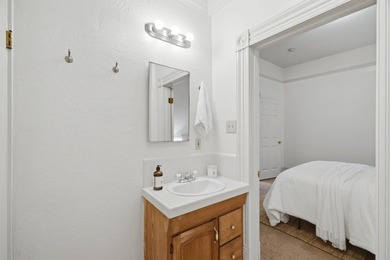 Charming Victorian-era residence located just minutes from - photo 21