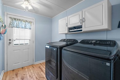 Look no further! This well-maintained and thoughtfully updated - photo 22