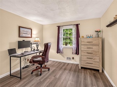 Welcome to 49 Pine Valley Drive! This move-in-ready 3-bedroom - photo 23