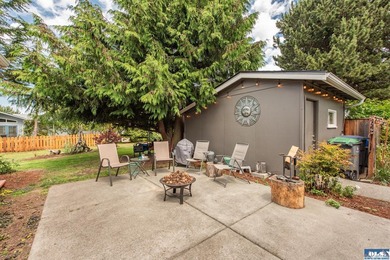 Mountain views, private community beach access, and beautiful - photo 23