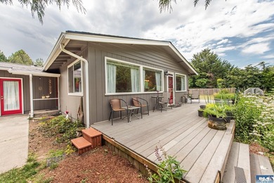 Mountain views, private community beach access, and beautiful - photo 24