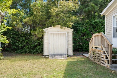 Look no further! This well-maintained and thoughtfully updated - photo 28