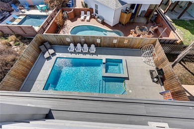 Experience coastal luxury in this stunning 3-story Port Aransas - photo 36