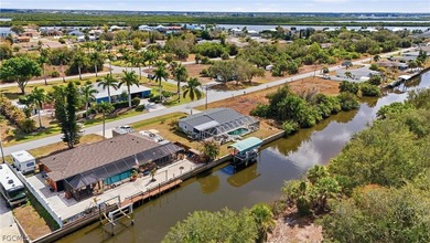 Welcome to paradise! This WATERFRONT, SAILBOAT ACCESS, 3 bedroom - photo 49