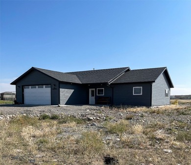 Yellowstone River Home For Sale in Big Timber Montana
