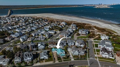 Spanning over 3,600 sqft, 407 E Atlantic Blvd offers 4 bedrooms - photo 3