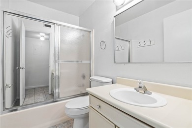 Welcome to this beautifully maintained 2-bedroom, 2-bathroom - photo 16