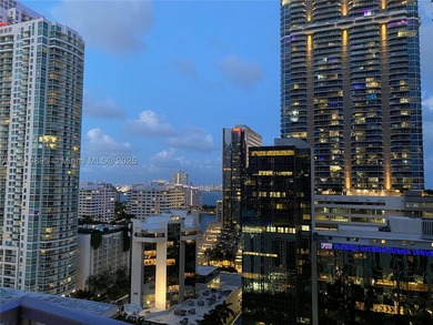 Unbeatable value in Brickell! This 731 sq ft, 1-bedroom, 1-bath - photo 22