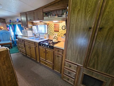 Cozy affordable island home with 2Bedrooms and 1Bath. Close to - photo 22