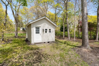 Set 150 feet off the road behind private gates, this beautifully - photo 42