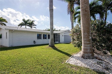 Welcome to your dream waterfront home in the heart of Cape - photo 4
