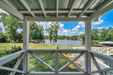 HUGE Waterfront Lot & home with guest cottage on Lake - photo 48