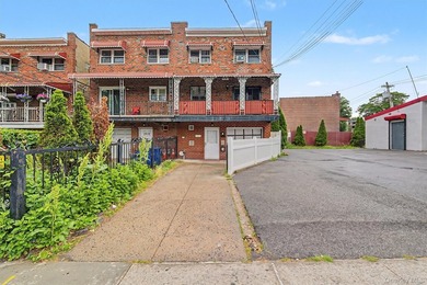 Attention Investors and Owner-Occupants! Welcome to 1010 East - photo 2