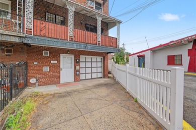Attention Investors and Owner-Occupants! Welcome to 1010 East - photo 3