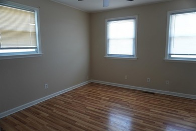 Welcome to 676 Carolyn Terrace in the desirable Chelsea Heights - photo 4