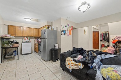 Attention Investors and Owner-Occupants! Welcome to 1010 East - photo 5