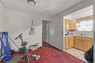 Attention Investors and Owner-Occupants! Welcome to 1010 East - photo 10