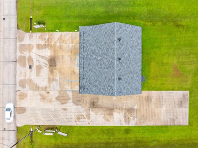 ****REMARKABLE *****ESTABLISHED**** COMMERCIAL BUILDING WITH