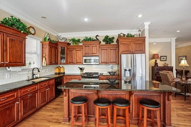 Welcome to your fisherman's dream in the highly sought-after - photo 11